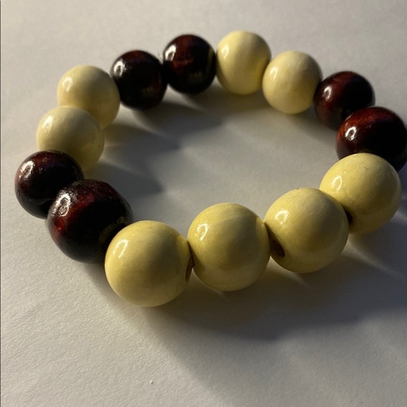 Two-Tone Beaded Bracelet - Picture 2 of 3